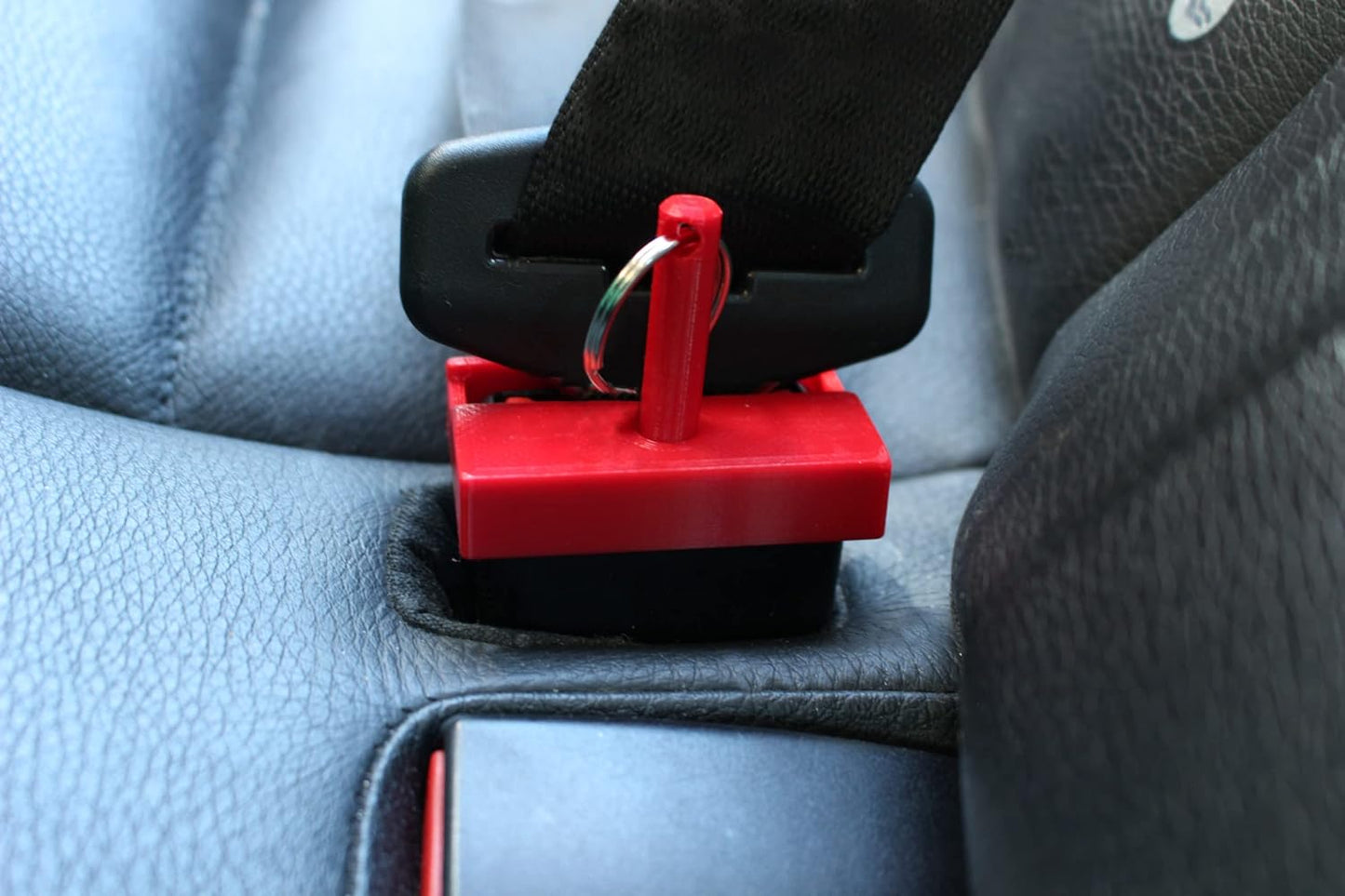 child seat belt buckle guard installed on car belt stop kids opening